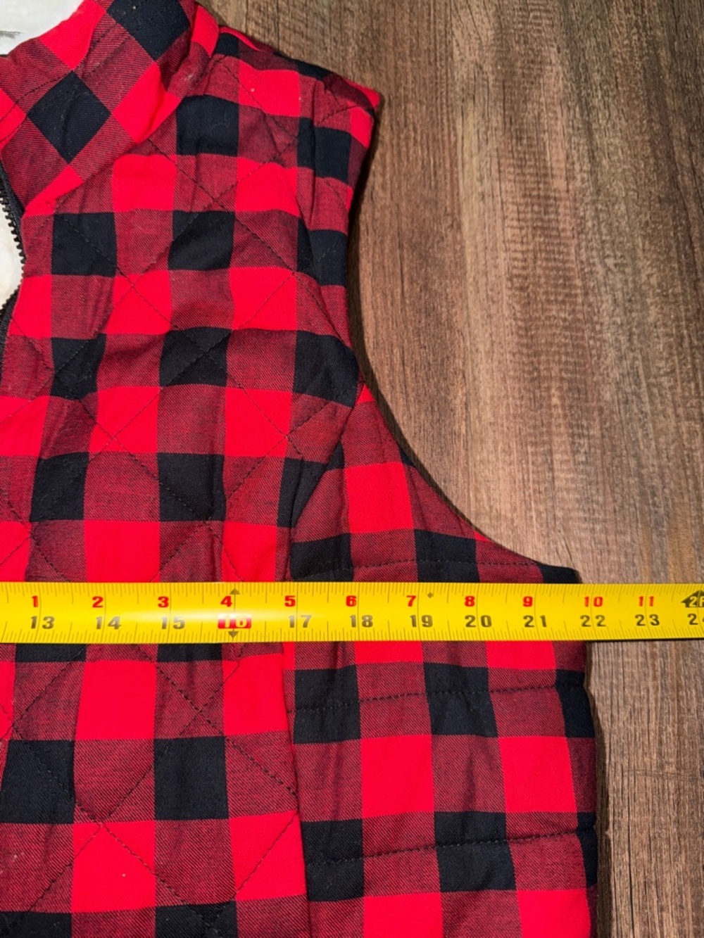 Maurice’s Buffalo Plaid Sherpa Lined Vest size XL super soft - Picture 4 of 7